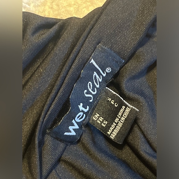 Wet Seal Black Wrap n Tie Top - Picture 7 of 7